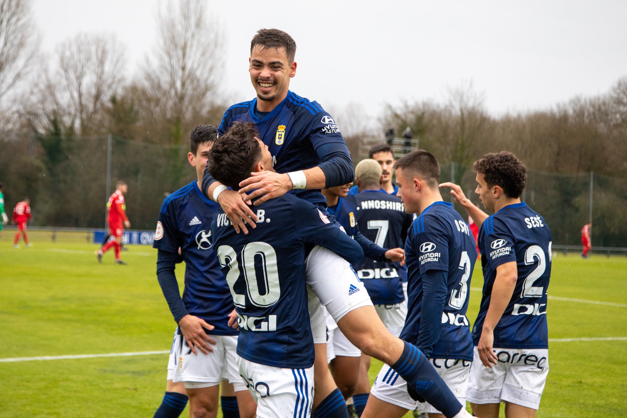 VÍDEO Así fue el espectacular gol de Víctor Blanco con el Vetusta